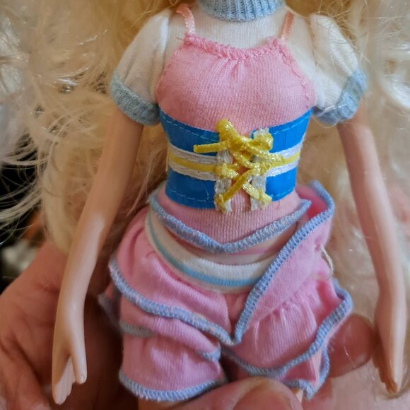 Moxie Girlz  blonde doll dressed pink MGA 2009 Avery silly monkey girl - Picture 2 of 6